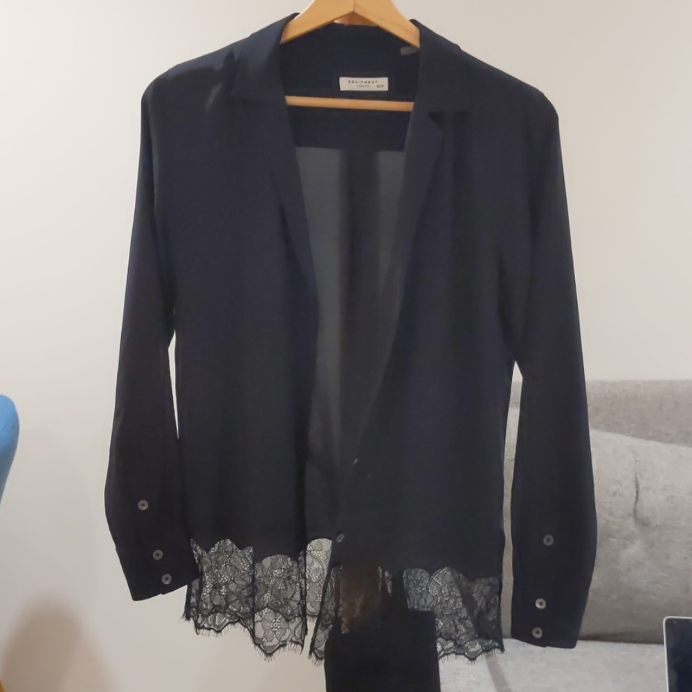 Equipment silk shirt with lace detail